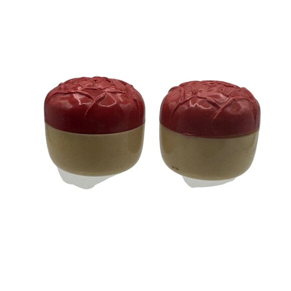 Vintage Rose Bud Compact Salt And Pepper Shakers Red Plastic - Picture 1 of 3
